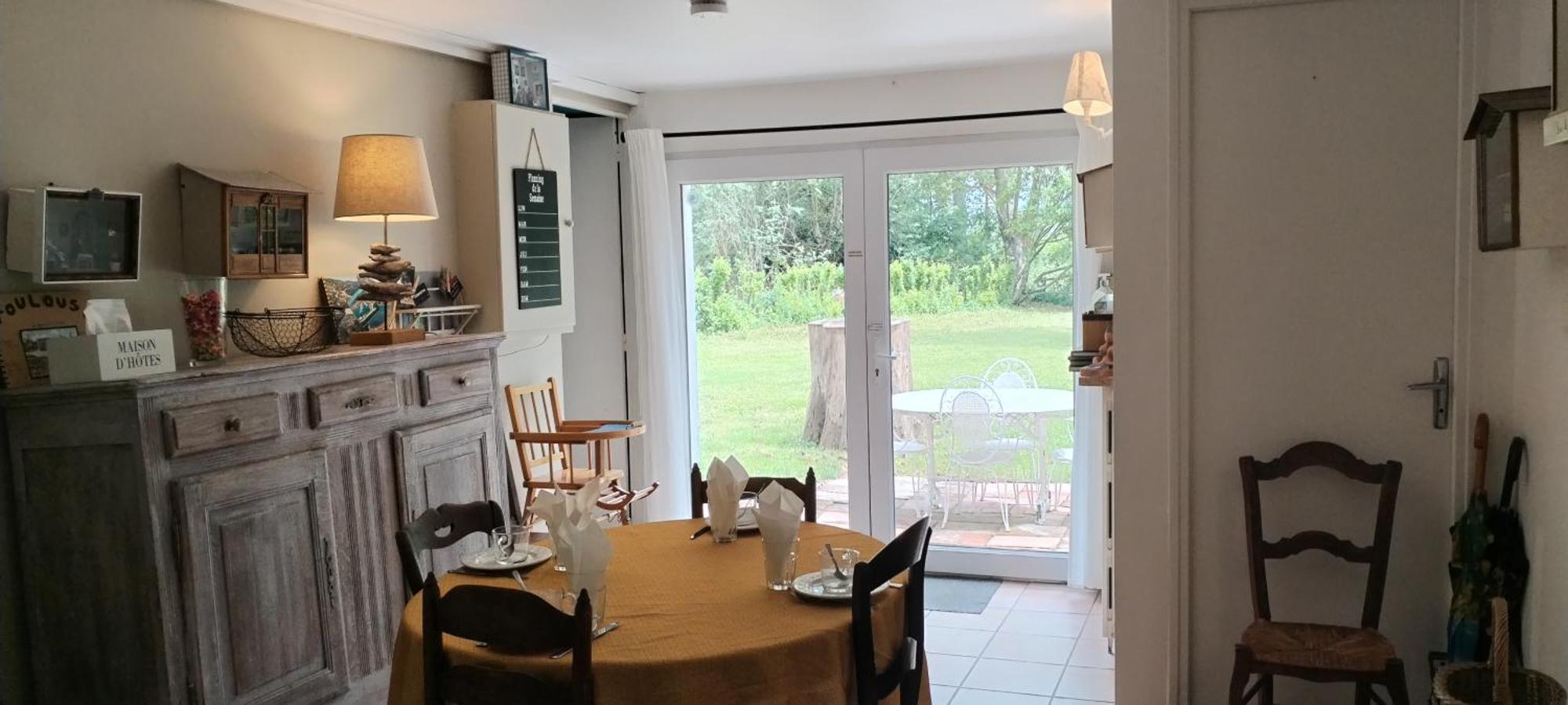 La Casanat Bed & Breakfast Montgiscard Bagian luar foto